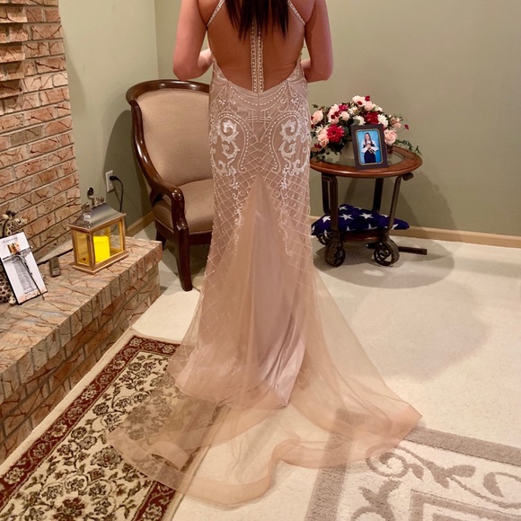 ✨✨Prom Dress✨✨ - Picture 4 of 8